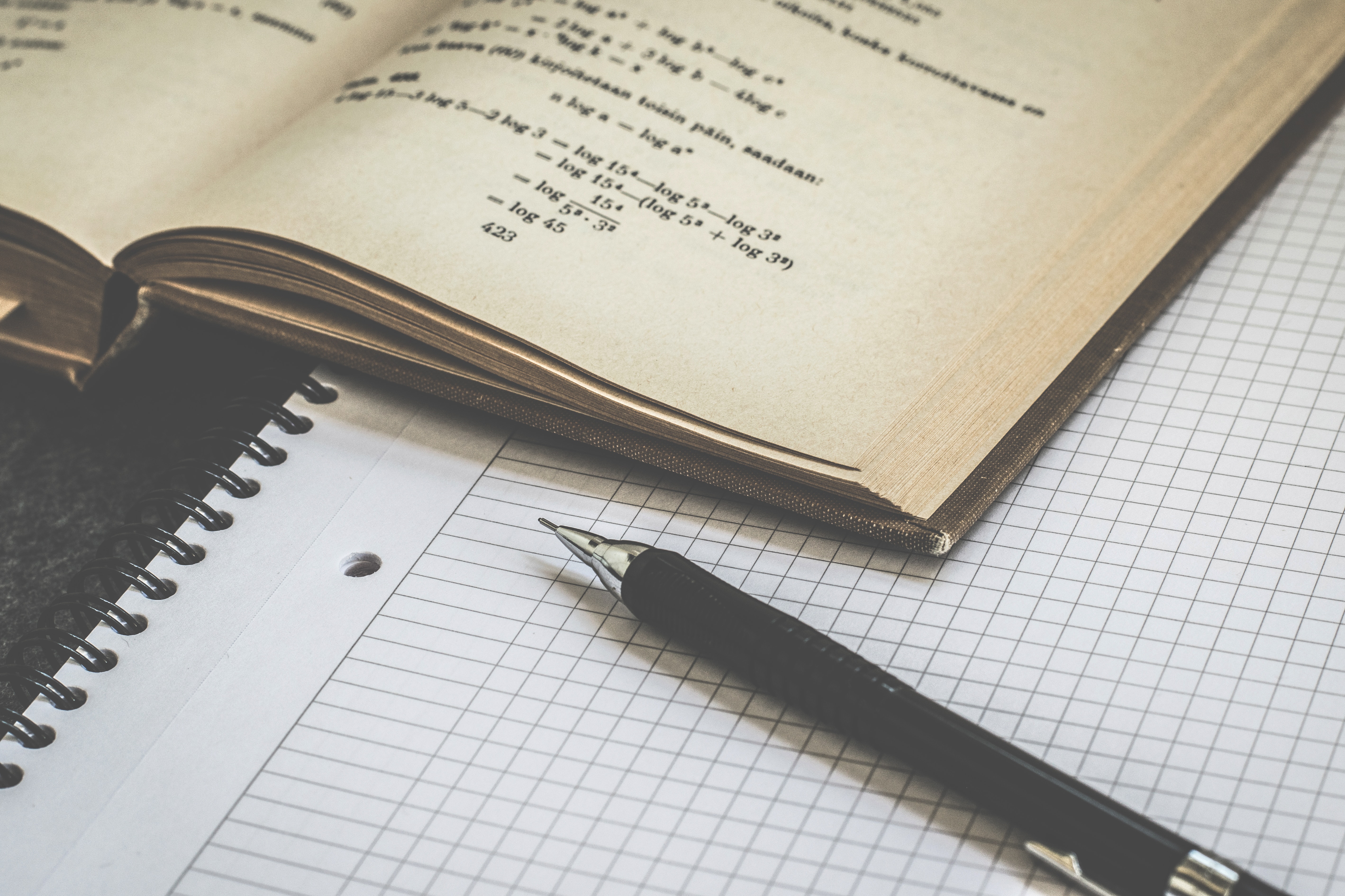 Cours de Suites réelles pour les prépa et post-bac