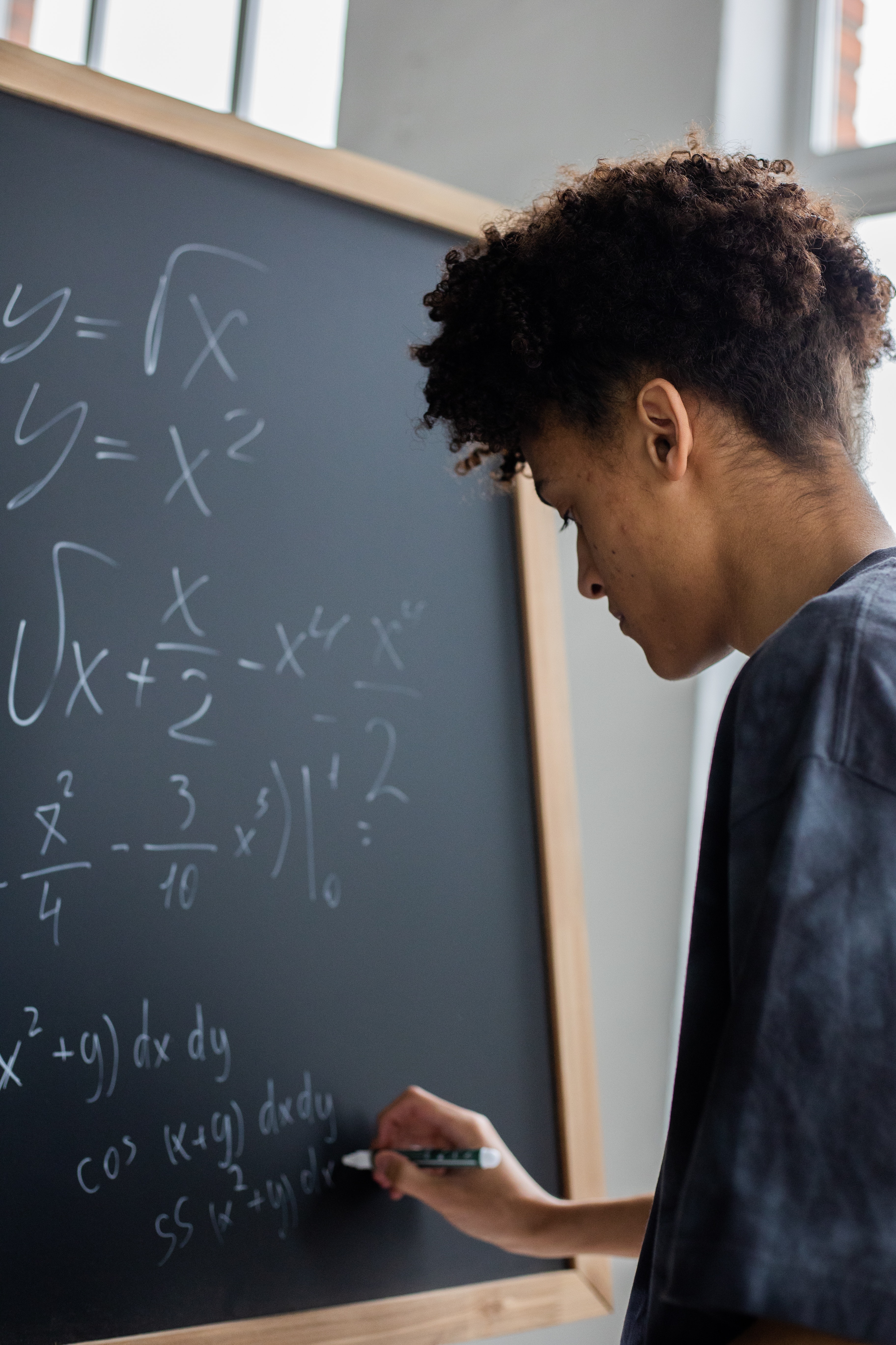 Dérivation: Résumé de cours et méthodes pour les classes prépa et post-bac